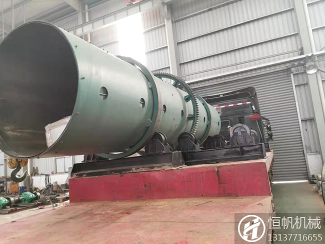 年產(chǎn)10萬噸有機肥顆粒生產(chǎn)線設(shè)備交付河北承德客戶(圖4) 河北承德轉(zhuǎn)股造粒機