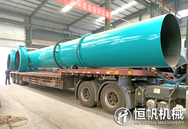 鄭州恒帆機(jī)械時產(chǎn)二十噸有機(jī)肥烘干機(jī)設(shè)備啟程發(fā)往山東(圖2) 山東有機(jī)肥烘干機(jī)設(shè)備